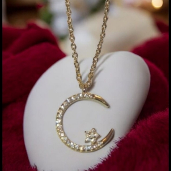Jewelry - 14k.Gold Plated Crescent Moon Necklace